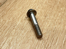 Mercury 40107 50 screw - Used