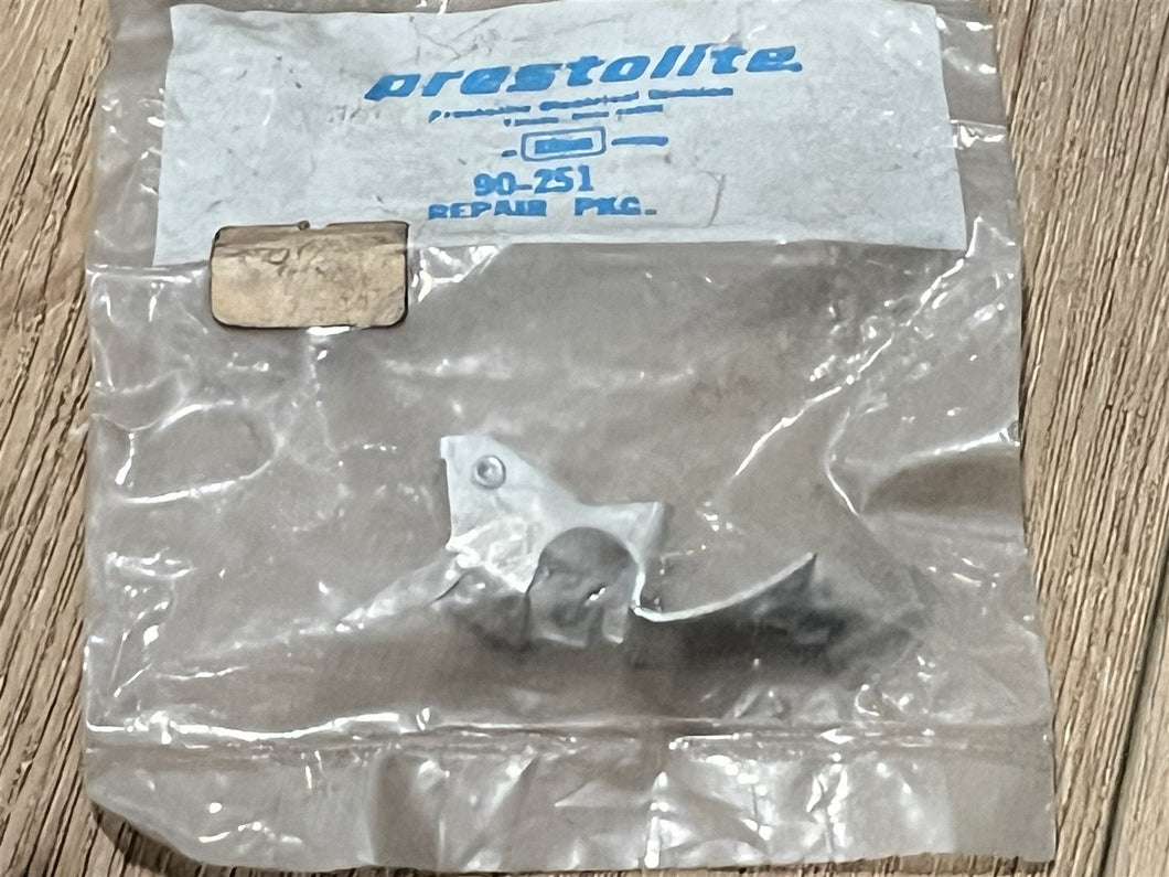 Johnson Evinrude OMC 379787 Brush Holder Kit