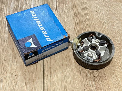 Johnson Evinrude OMC 391747 Head Assembly