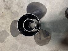 Johnson Evinrude OMC, Raker II Stainless 14 1/2" x 26 Prop 177283 Hub Kit -Used