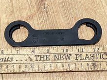 Mercury 8M0142796 Mount Snubber - Used