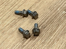 Mercury 8M0142567 Isolator Assembly 8M0103805 Screws - Used