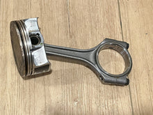 Mercury 8M0200040 Piston Assembly 8M0142375 Connecting Rod - Used