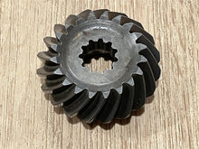 Mercury 43-96084A7 Pinion Gear - Used