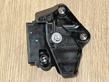 Mercury 8M0142919 Port Striker Assembly - Used