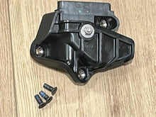 Mercury 8M0142925 Starboard Striker Assembly - Used