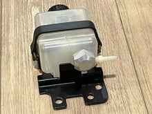 Mercury 806193A24 Reservoir Bottle 860065A1 Bracket 808023T Strap