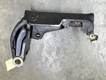 OMC Johnson/Evinrude 435005 Swivel Bracket - Used