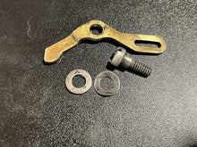 Johnson Evinrude OMC 205019 Choke Arm 303247 Screw 305981 204757 Washers - Used