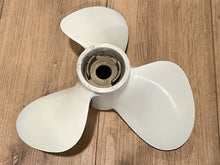 New OEM OMC Sterndrive Prop 381187 3-Blade Aluminum RH Propeller 14 x 18 1967-77