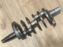 New OEM Johnson Evinrude OMC 379698 Crankshaft DUE-15F 1968
