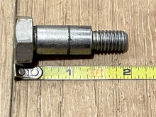 Johnson Evinrude OMC 205039 Lever Pivot Screw - Used