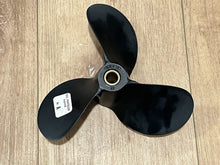 OEM New Johnson Evinrude OMC 389320 Propeller Stainless 25HP Prop 9 1/4 x 12
