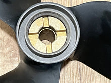 OEM New Johnson Evinrude OMC 389320 Propeller Stainless 25HP Prop 9 1/4 x 12