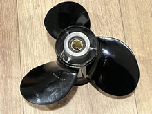 New OEM Johnson Evinrude Suzuki OMC 5032107 Propeller 3 Blade RH Prop