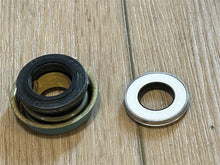 OEM OMC Sterndrive 982298 Seal & Seat