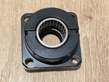 OEM Johnson Evinrude OMC 982422 Bearing Housing