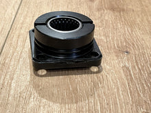 OEM Johnson Evinrude OMC 982422 Bearing Housing