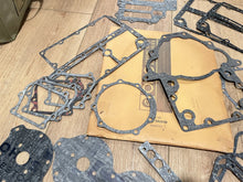 New OEM Johnson Evinrude OMC 381038 Gasket Kit - Complete