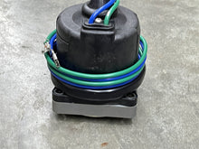 OEM Johnson Evinrude OMC 5005376 Motor & O-Ring Assembly