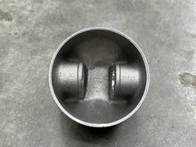 OEM Johnson Evinrude OMC 385572 Piston .030