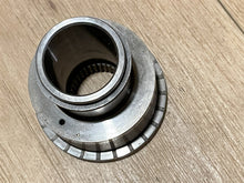 OEM Johnson Evinrude OMC 382336 Hub & Retainer
