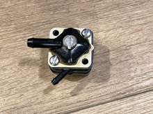 OEM Johnson Evinrude OMC 397839 Fuel Pump