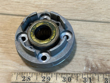 OEM Johnson Evinrude OMC 378526 Bearing Head & Oil Assembly