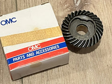 OEM Johnson Evinrude OMC 393746 Forward Gear & Bushing