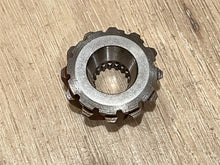 OEM Johnson Evinrude OMC 391164 Pinion Gear
