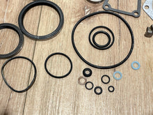 OEM Johnson Evinrude OMC 982946 Gearcase Seal Kit w/Hardware