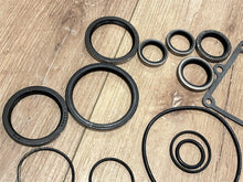 OEM Johnson Evinrude OMC 982946 Gearcase Seal Kit w/Hardware