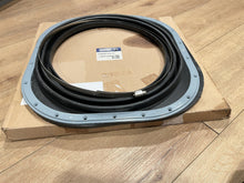 New OEM Stringer OMC 981558 Transom Seal Assembly