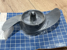 OEM Johnson Evinrude OMC 124709 Propeller 8.75 x 4 Weedless 12/24 STD 1982+