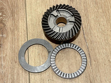 OEM Johnson Evinrude OMC 394793 Gear, Washer & Bearing