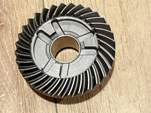 OEM Johnson Evinrude OMC 394793 Gear, Washer & Bearing
