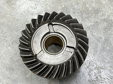 OEM Johnson Evinrude OMC 383582 Forward Gear & Bushing