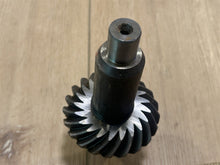 OEM Johnson Evinrude OMC 980481 Shaft Gear & Bearing
