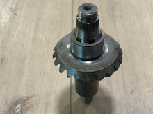 OEM Johnson Evinrude OMC 980481 Shaft Gear & Bearing