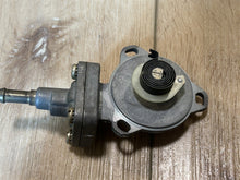 Johnson Evinrude OMC 378078 Choke Housing
