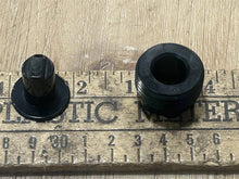 Johnson Evinrude OMC 436857 Plug & Nozzle