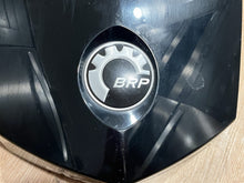 Evinrude E-Tec 286120 Top Cap, Frame - Deep Black 355444 Latch - Used