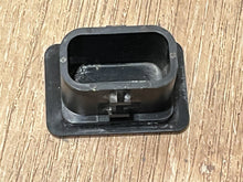 Mercury Mariner Force 812830 1 Plug - Used