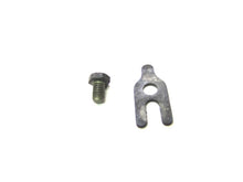 Mercury 13715 Retainer 98257 Screw Used