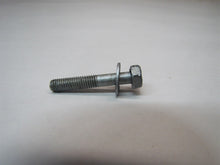 Suzuki 01560-10657 Bolt 1986-1998 40hp DT40 - Used