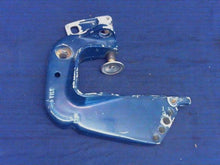 Honda 50300-881-000ZA Right Stern Bracket & Clamp Screw - Used (AW)