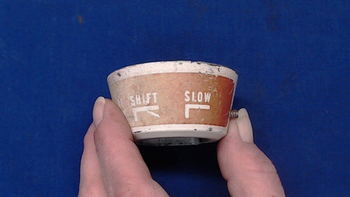 Johnson CD-16 306058 Handle Grip Retainer 1959 5.5hp