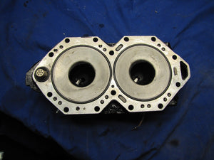 Johnson Evinrude OMC 346893 Starboard Cylinder Head - Used