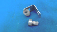 Johnson RDS-20 377318 Roller Latch 305685 Screw 1958 35HP - Used