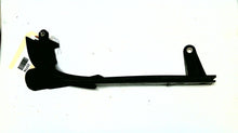 Mercury 884465001 Upper Clamp - Used
